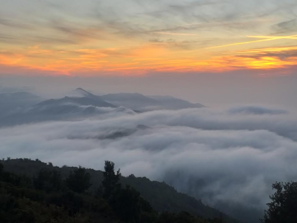 Quand le soleil se couche sur Sagone...à travers les nuages de Sant'Eliseu... (Raphaël Vesperini)