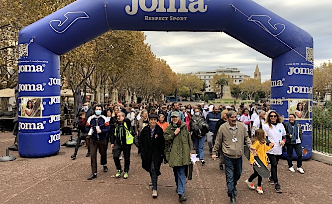 Bastia : plus de 200 personnes ont marché pour Armelle