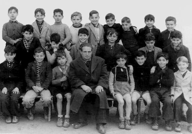 Bastia : qui se reconnaît sur cette photo du CM1 de Saint-Joseph de 1950 ?