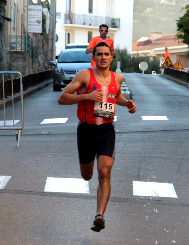 Karim Chabouchi (AJB) vainqueur de la course pédestre "A Balanina" 