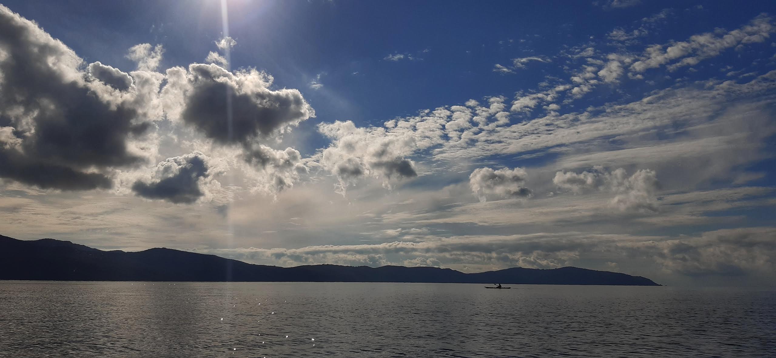Balade en kayak vers Capu di Muru. (Photo Pascal Le Dervouët)