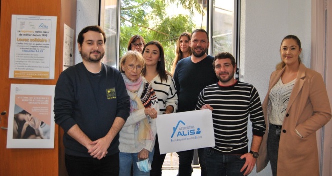 Les salariés de l'association ALIS à Bastia remplissent diverses missions en faveur de l'immobilier social. Crédits Photo : Pierre-Manuel Pescetti