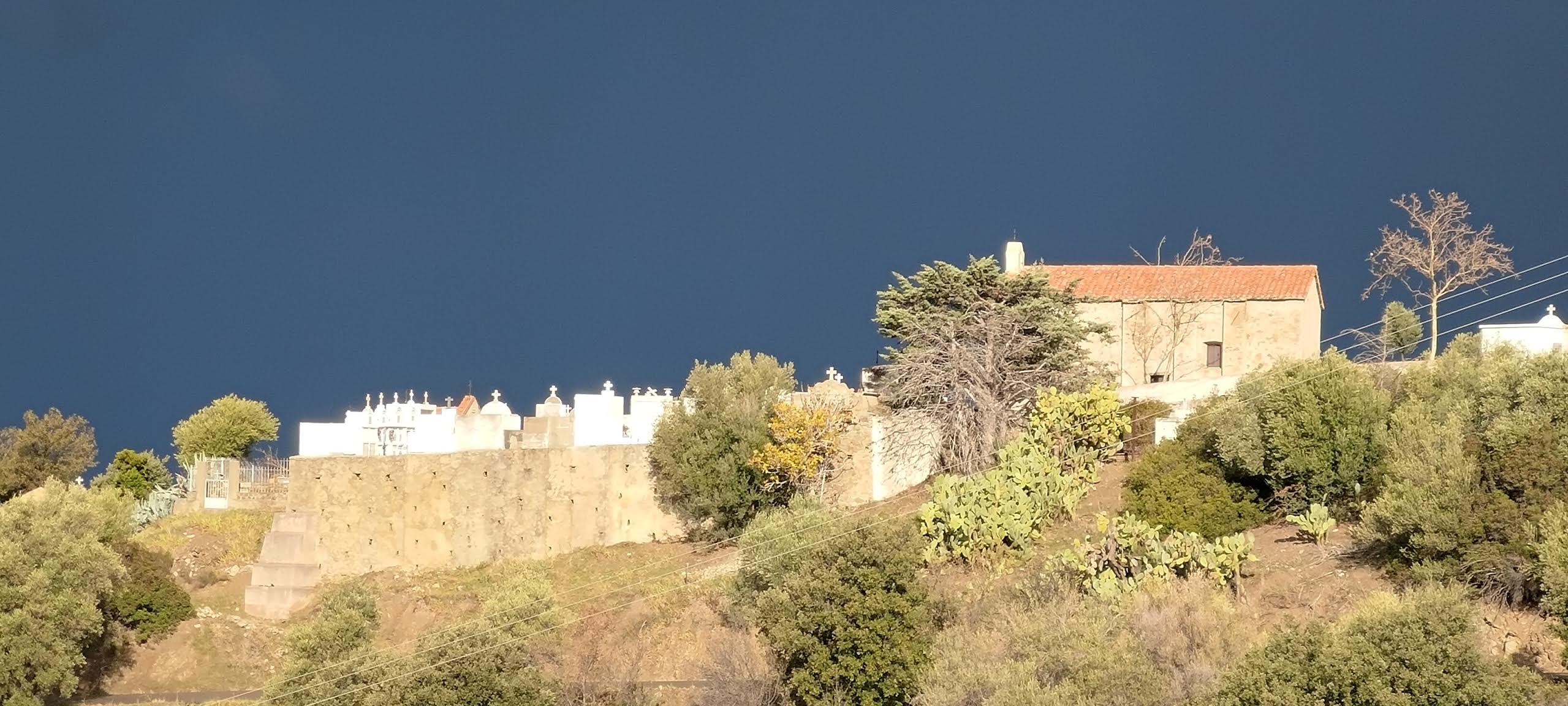 La photo du jour : u campu santu illuminatu di Nuvella