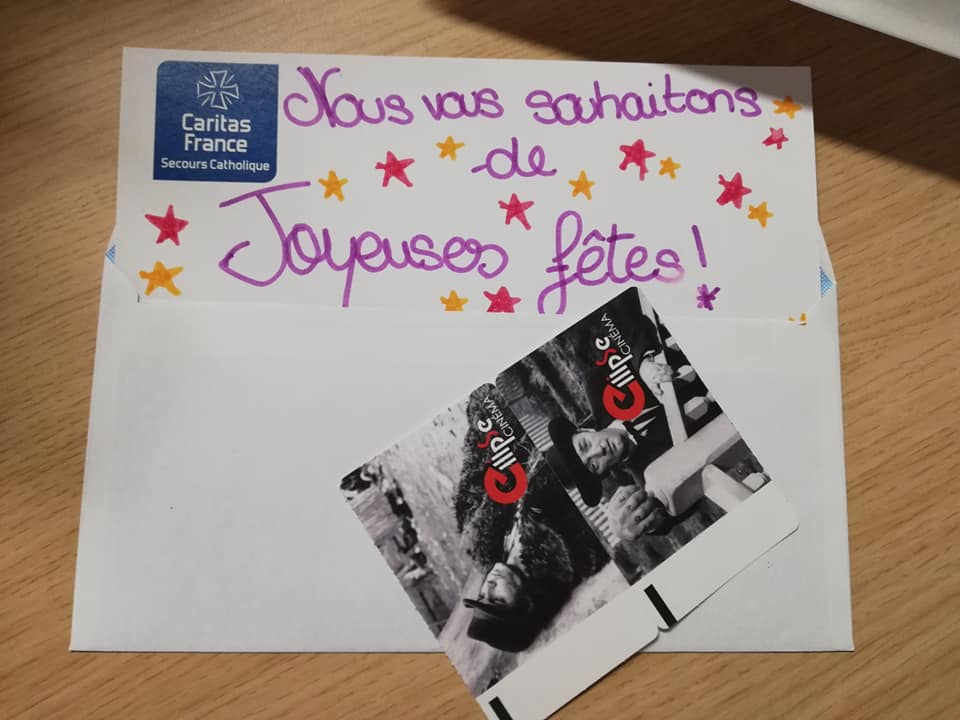 À Ajaccio, le cinéma l'Ellipse jour la carte de la solidarité. Crédits Photo : Secours Catholique de Corse