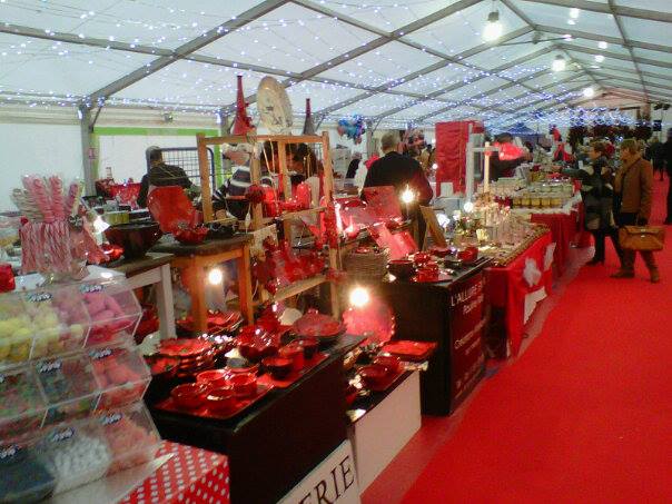 Tapis rouge pour le marché de Noël de Porticcio