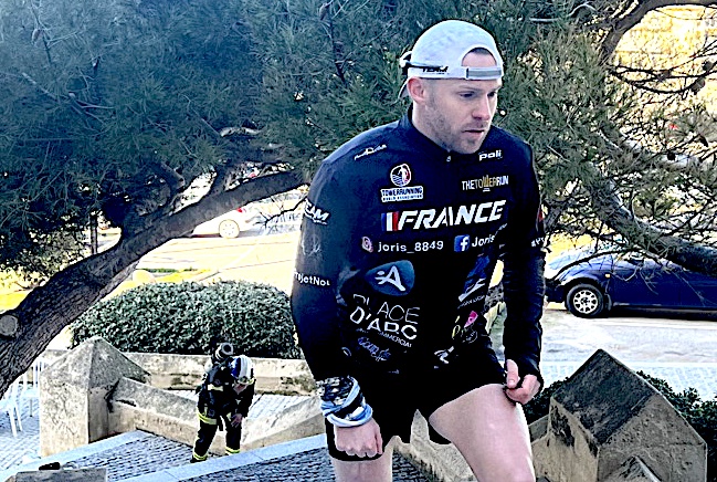 Lutte contre le cancer de l'enfant : Joris Jacquard gravit l'Everest à Calvi