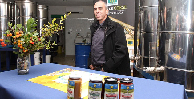 Pierre Torre président du syndicat AOP miel de Corse satisfait de cette grande première partenariale. (Photo SG).