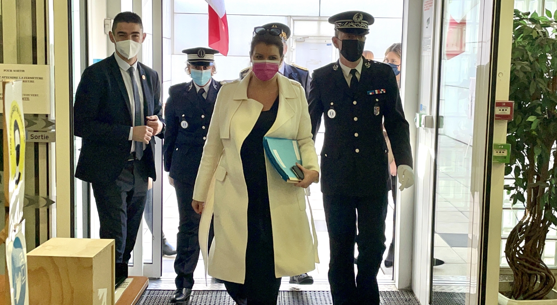 La ministre au commissariat de Bastia