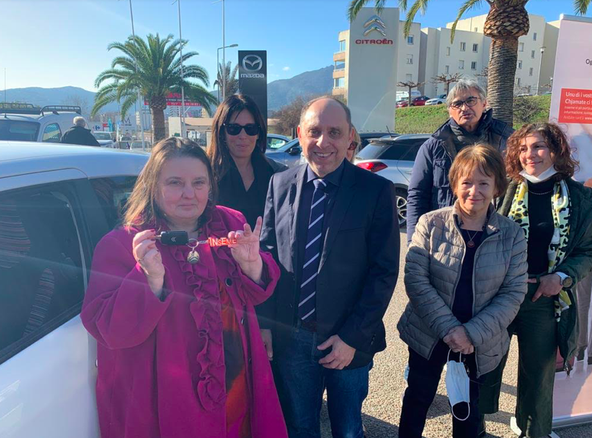 Le prix a été remis ce vendredi en présence de la présidente Laetitia Cucchi, des membres du Conseil d’Administration Christine Berenguer, Marie-France Medurio, Jean-Michel Verleye notre trésorier et de Jean-André Miniconi, directeur du groupe éponyme