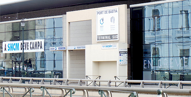 SNCM : Les salariés dénoncent la trahison du gouvernement et le silence des élus