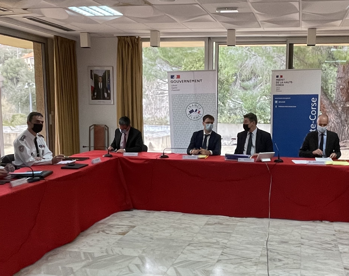 Le préfet de Haute-Corse, François Ravier, a présenté, ce vendredi 4 février, le bilan de la délinquance en 2021, en présence du procureur  de la République de Bastia, Arnaud Viornery, du colonel Vincent Lemmonier, aux commandes du groupement de gendarmerie de Corse et  du directeur départemental de la sécurité publique (DDSP) Joël-Patrick Terry