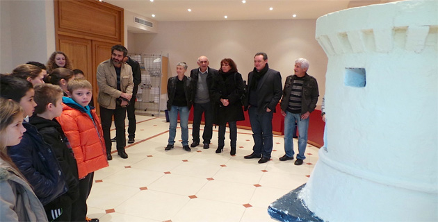 La tour de Miomo reconstituée par les élèves de Folelli