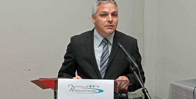 Pierre Siméon de Buochberg maire de Prunelli di Fium'orbu a livré des sentiments personnels à l'occasion de son discours de voeux. (photo SG)