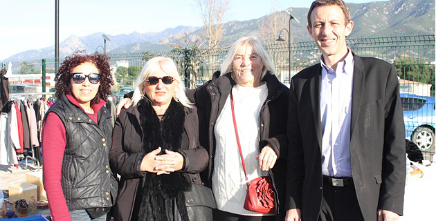 Alexandre Sarrola, Chantal Contursi et deux exposantes