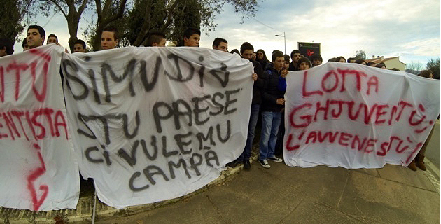 Ghjuventù Indipendentista : "Azione contr'a a situazione pulitica in Corsica"