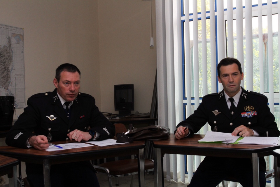 Le Colonel Rahmani a énoncé trois directives pour l'année à venir: "la lutte contre le trafic et l'usage des stupéfiants, la lutte contre la circulation illégale des armes et des munitions, et enfin accentuer la lutte contre les infractions à la sécurité routière. (Photo SG).