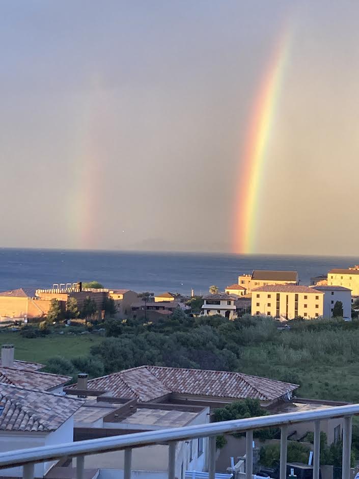 Arc-en-ciel sur Lisula (Leoni)