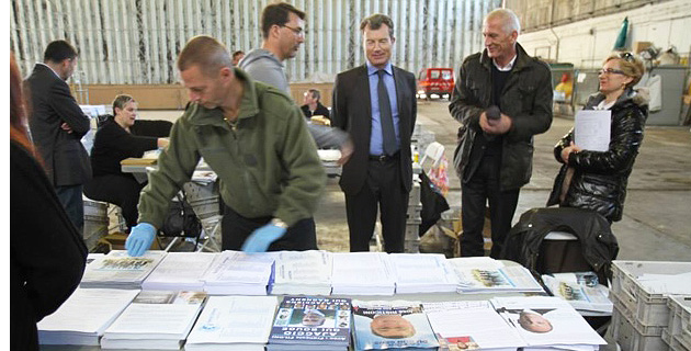 La préfecture supervise le dispositif de mise sous pli de propagande électorale