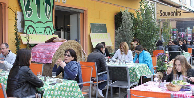 La terrasse de "la révolte des animaux"