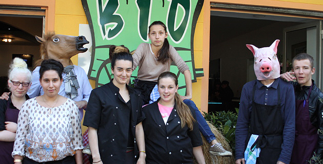 Quelques élèves du projet "La révolte des animaux"