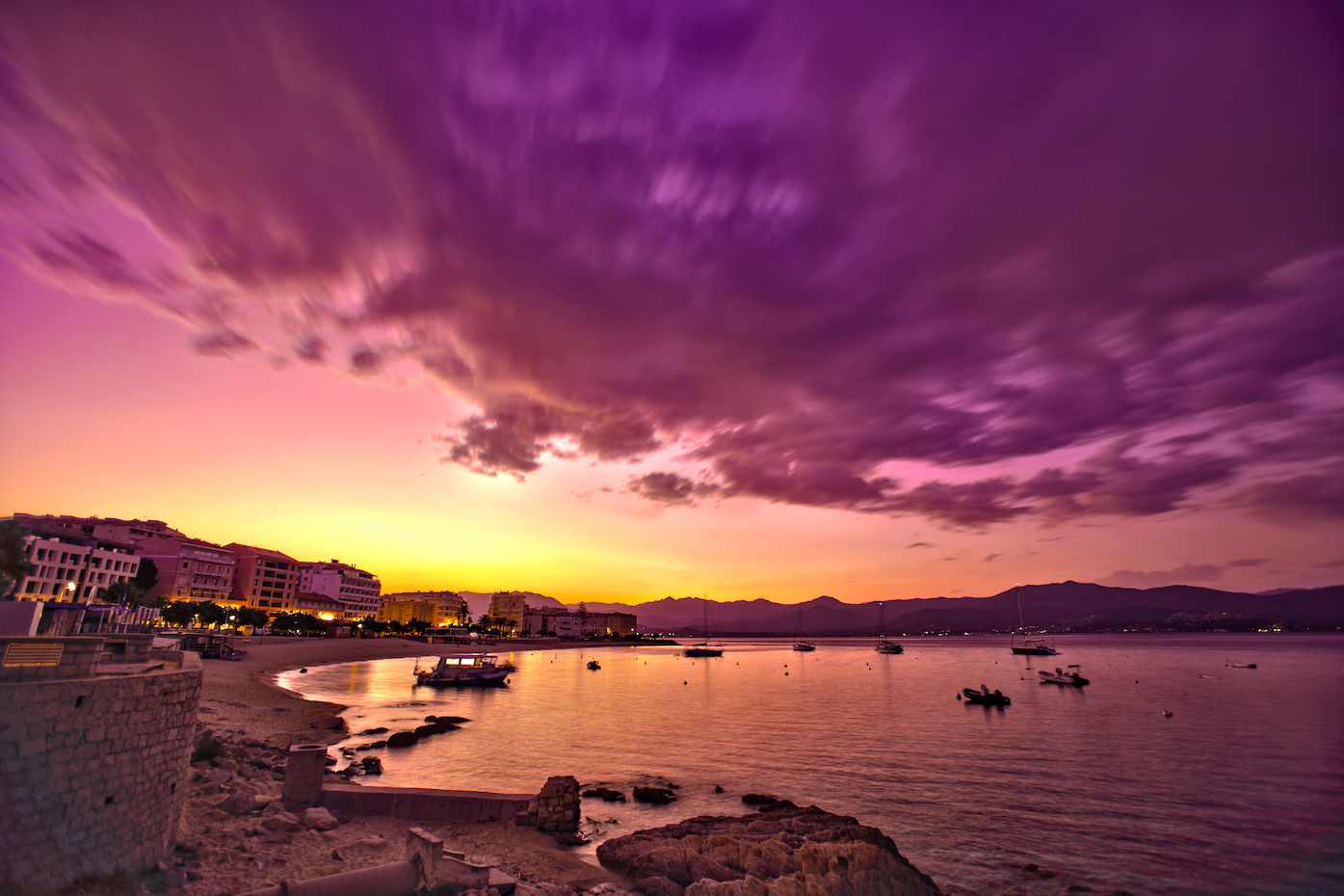 La photo du jour : lever de soleil sur la plage Trottel