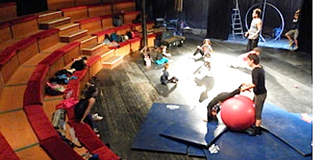 Ajaccio : Dans les coulisses du festival "Rue Du Cirque"