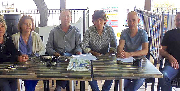 Jean-Pierre Antonelli et Marie-Paule Martelli, élus de Inseme per Ghisunaccia, et les membres de l'association