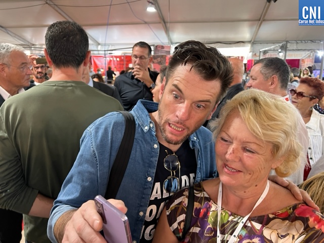 Bain de foule pour le parraine cette édition