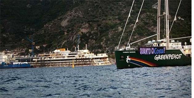 Le Rainbow Warrior à Giglio… (Luna Rossa)