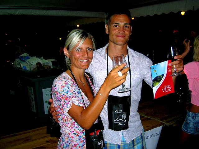 Charlène Philippe et Romain Bouquet, vacanciers. (Photo : Yannis-Christophe Garcia)