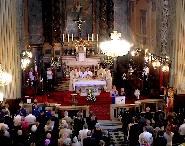 Dès le matin, la Cathédrale d'Ajaccio était pleine à craquer à l'occasion de la grand-messe célébrée par l'Evêque. (Photo : Yannis-Christophe Garcia)