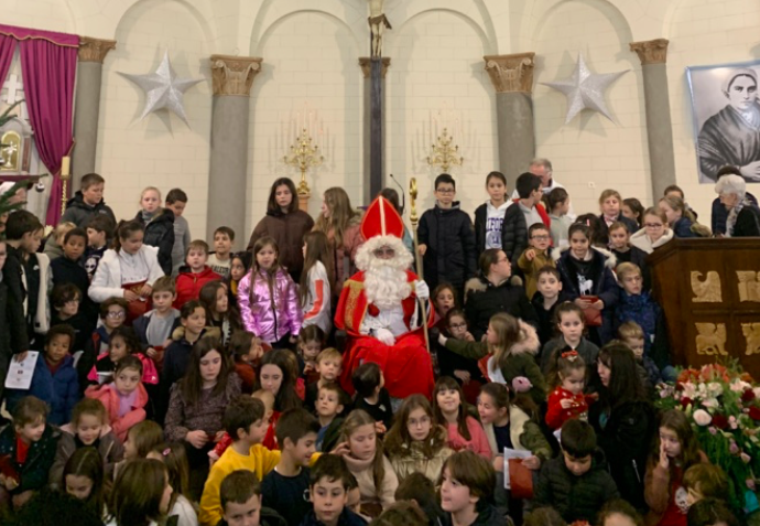 200 enfants ont fêté la Saint-Nicolas à Notre Dame de Lourdes