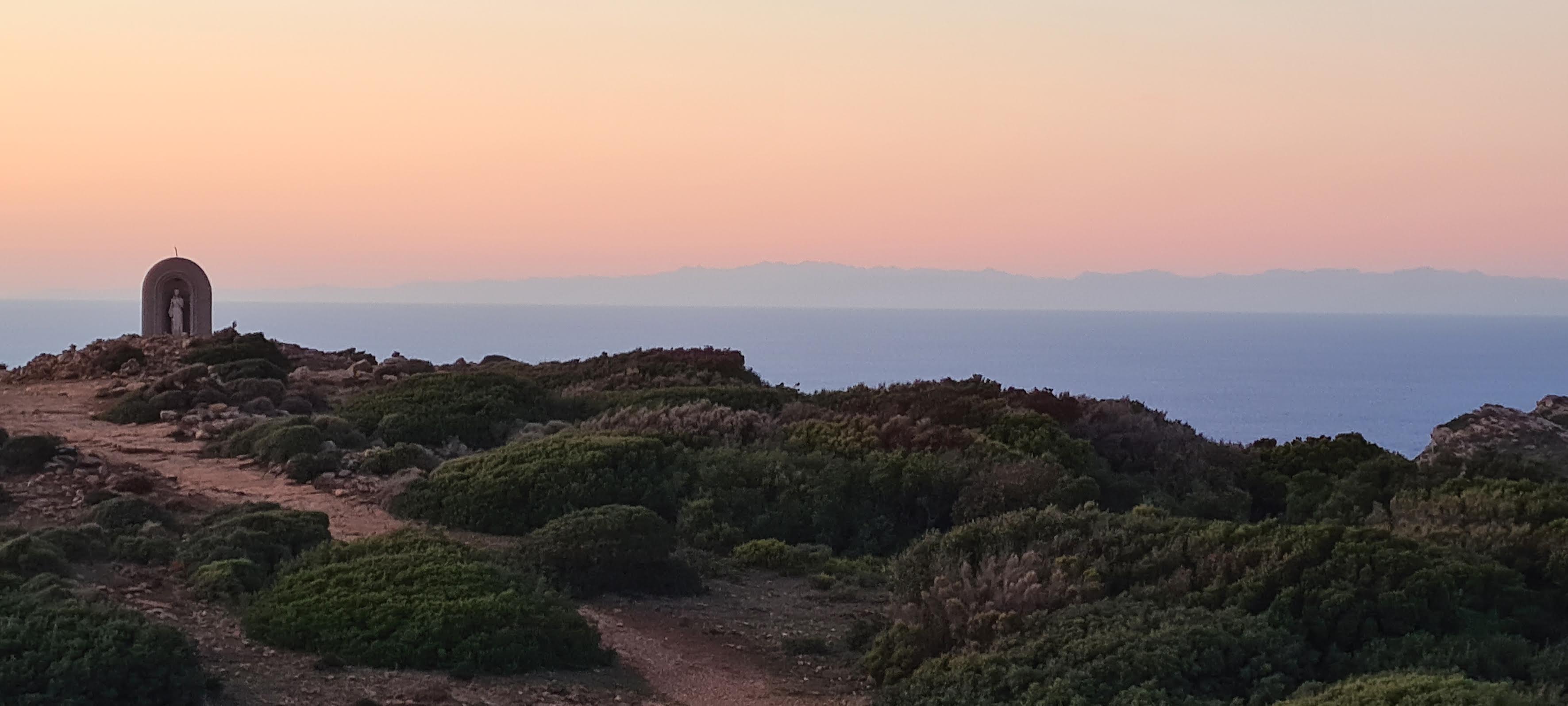La Madonne du moulin Mattei, à Ersa, au crépuscule (Gérard Audoin)