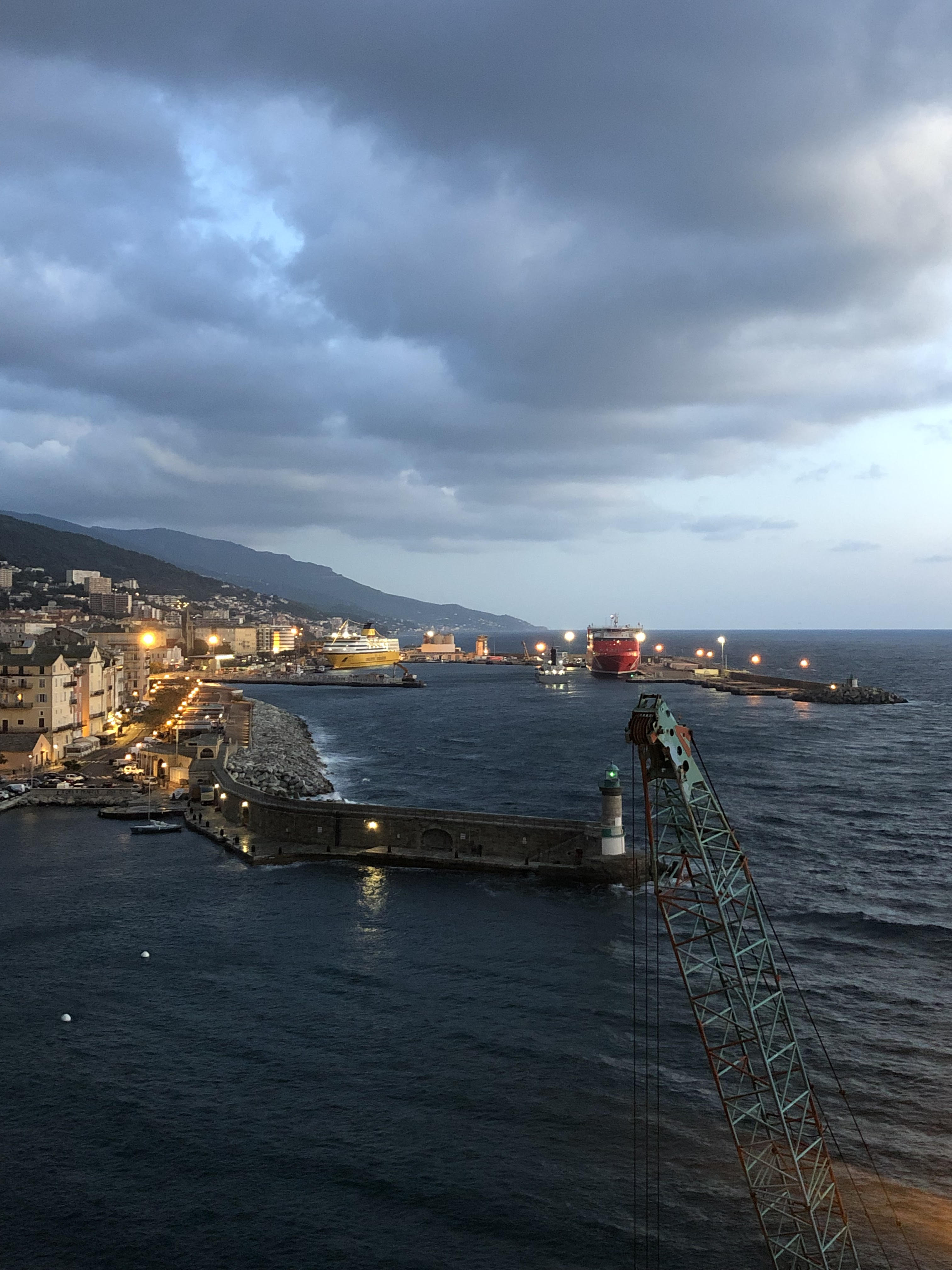 La photo du jour : les couleurs, les contrastes et les lumières de Bastia