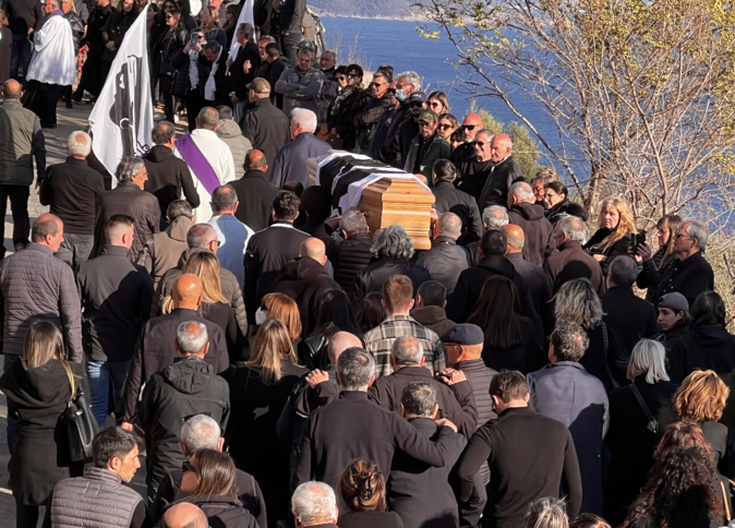 L'enterrement d'Yvan Colonna. Photo M.L.
