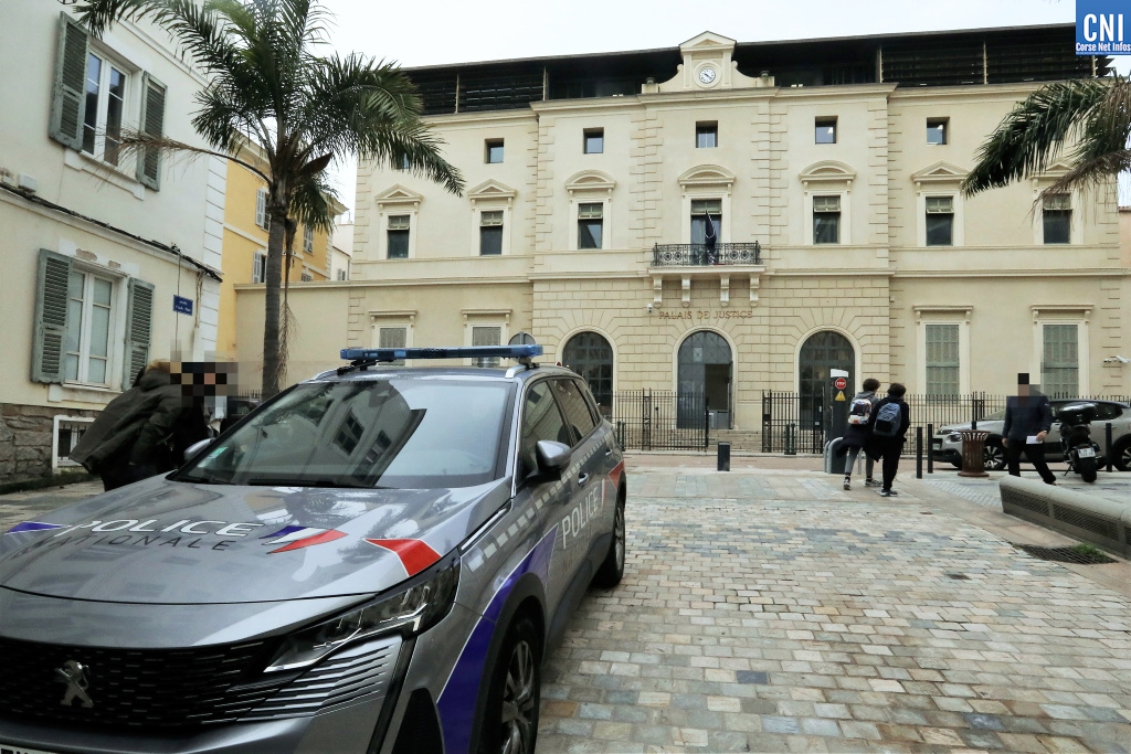 Photo illustration Michel Luccioni