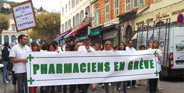 Bastia : Les pharmaciens de Haute-Corse dans la rue