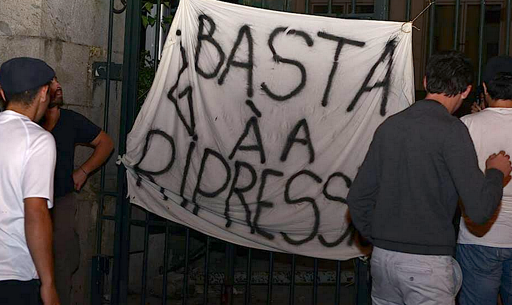 Transfert de quatre personnes à Paris : "Une démarche répressive et antidémocratique"