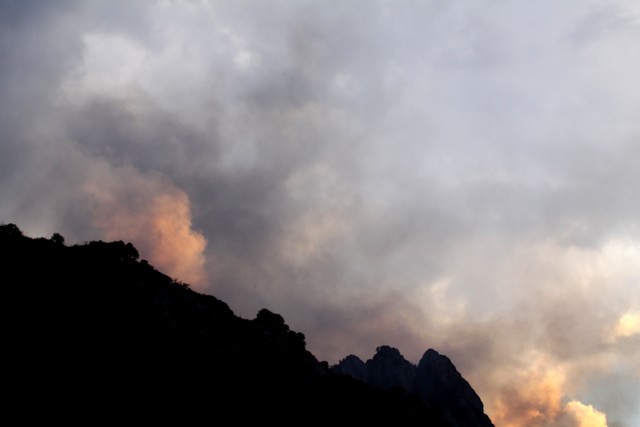Il faudra plusieurs jours pour venir à bout de l'incendie de Calenzana