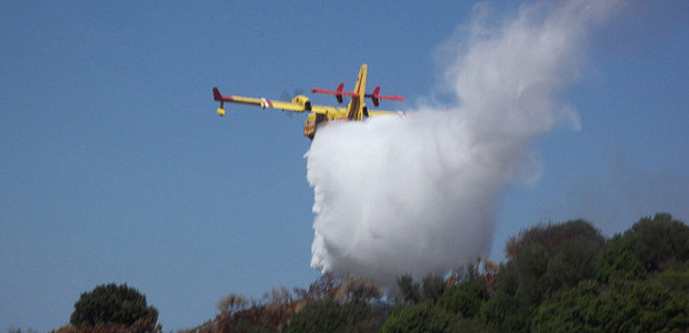 Incendies : Repositionnement de moyens aériens nationaux en Corse