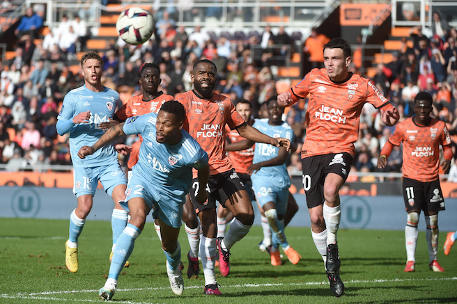 Nouvelle défaite pour l'ACA à Lorient (Photo SEBASTIEN SALOM-GOMIS/AFP)