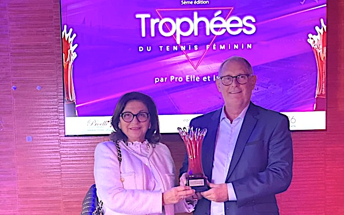 Les organisateurs ont reçu le Trophée du Meilleur Tournoi 2022 dans sa catégorie.