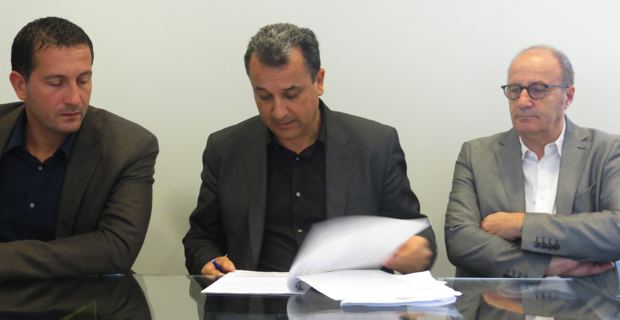 Louis Pozzo di Borgo, adjoint au maire de Furiani, président de la commision de la CAB en charge du logement social, François Tatti, président de la CAB, et Michel Rossi, maire de Ville-di-Pietrabugno et vice-président de la CAB.