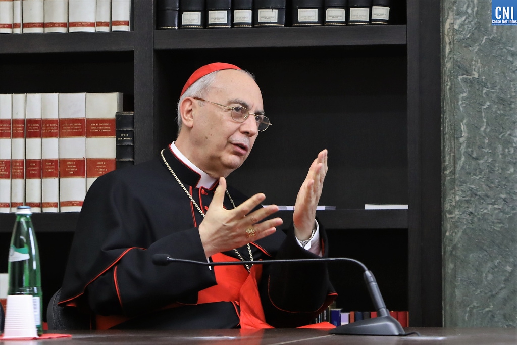 Le cardinal Dominique Mamberti