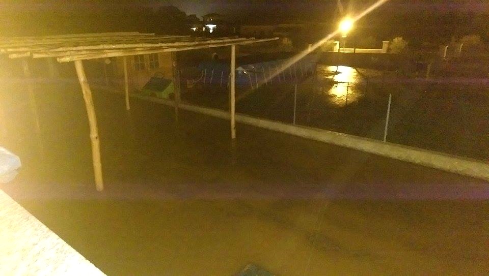  Un automobiliste emporté par les eaux récupéré sain et sauf