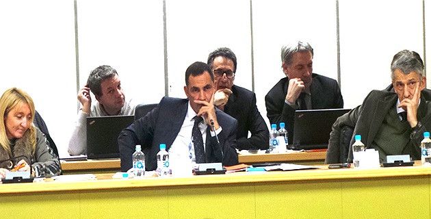 Emmanuelle de Gentili, Gilles Simeoni et Michel Castellani pendant l'intervention de Jean Zuccarelli…