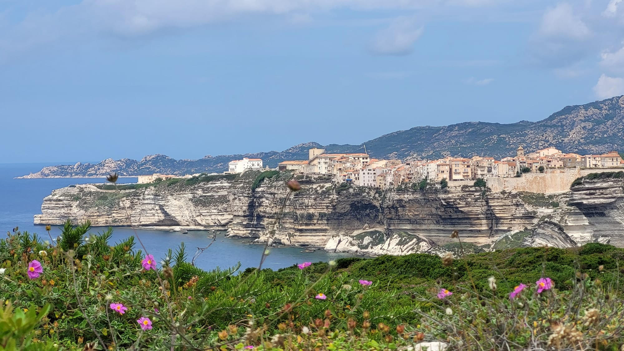 La photo du jour : magnifiques falaises de Bonifacio