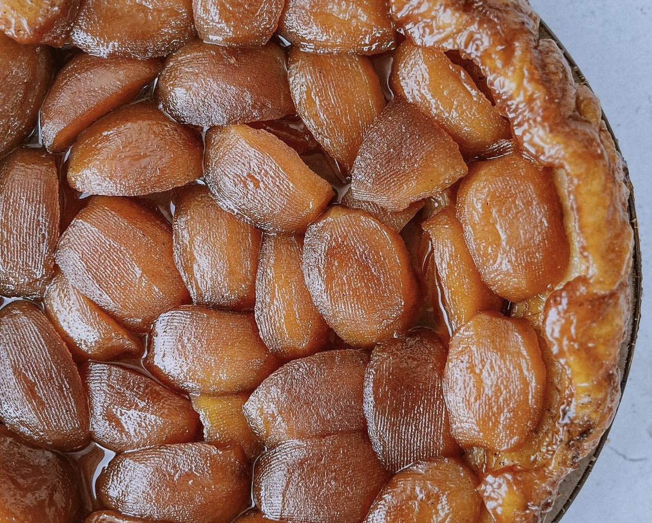 A table : tarte tatin avec #lapetitecuisinedemarie
