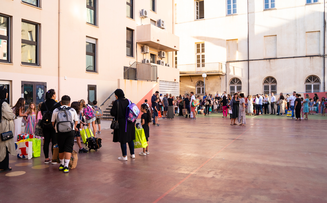 Rentrée scolaire à Ajaccio : le maire en visite à l'école Sampiero