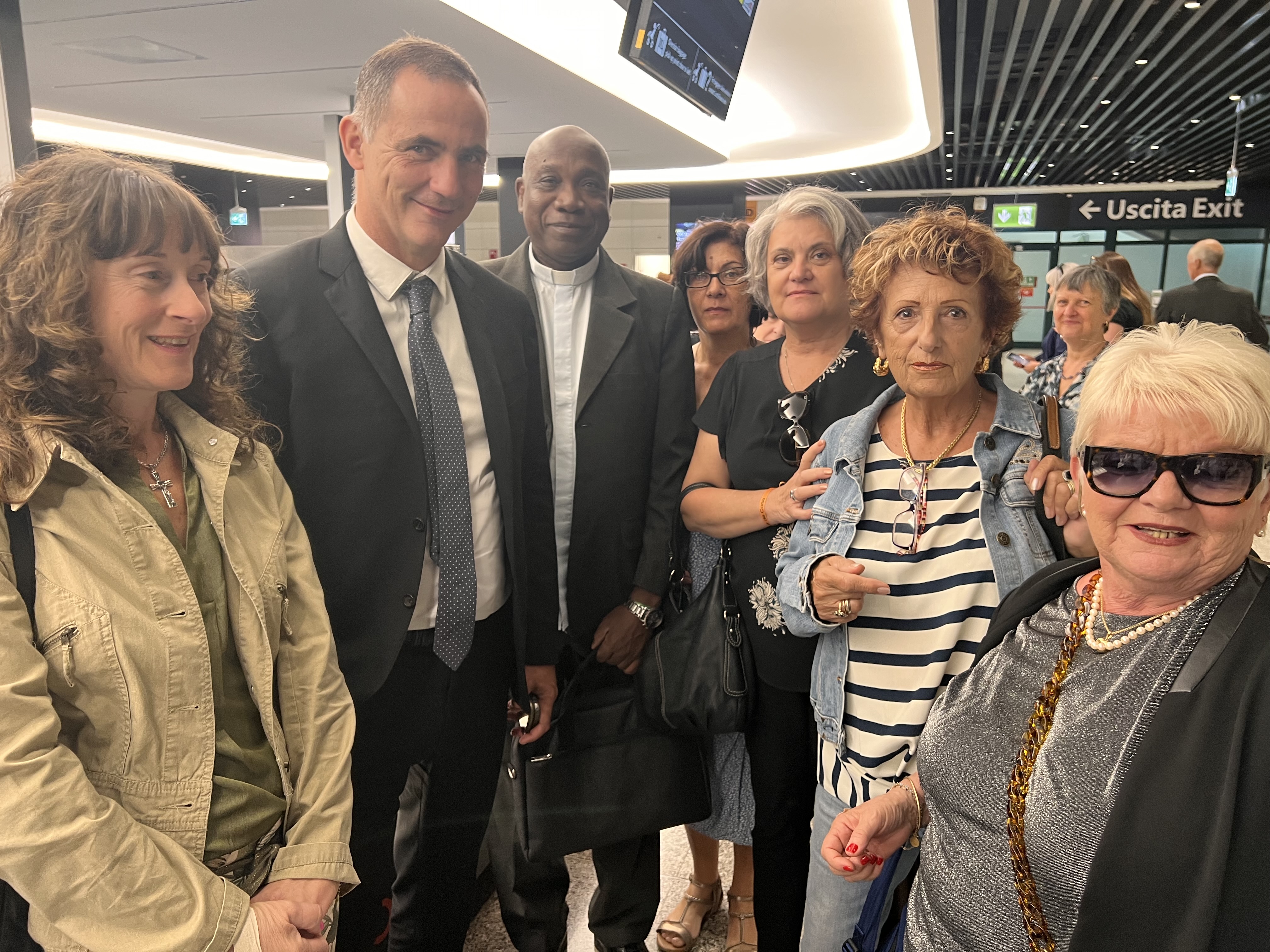 Le président de l’Exécutif a fait le déplacement comme d’autres élus et politiques ainsi que des centaines de fidèles